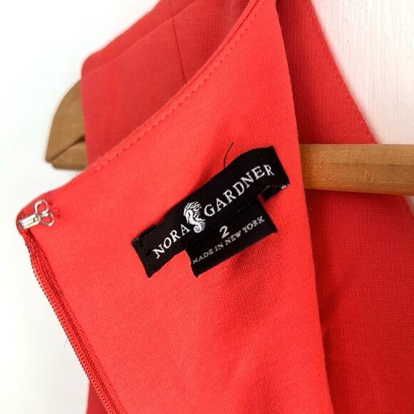 Nora Gardner Cynthia Raspberry Sleeveless V-Neck Dress size 2 - Picture 3 of 6